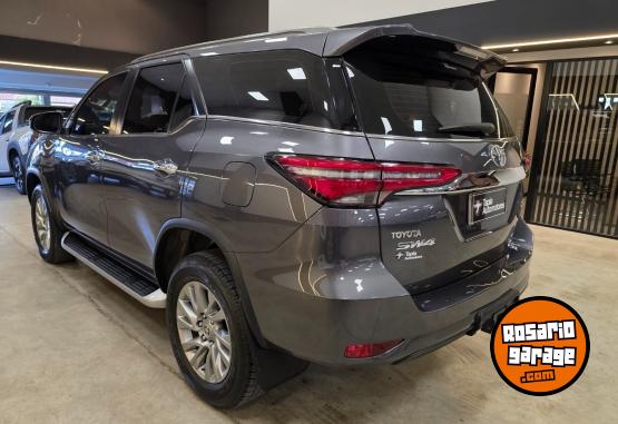 Camionetas - Toyota SW4 SRX 2.8L 4X4 AT 2022 2022 Diesel 85500Km - En Venta
