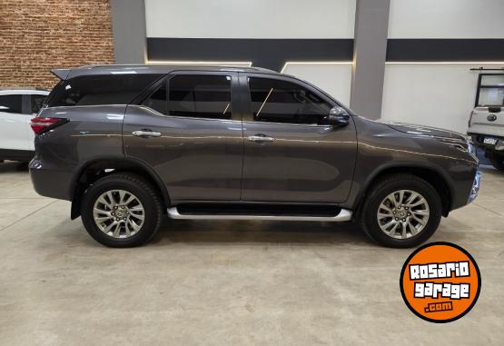 Camionetas - Toyota SW4 SRX 2.8L 4X4 AT 2022 2022 Diesel 85500Km - En Venta