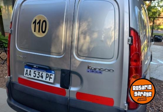 Utilitarios - Renault Kangoo furgon 2016 Nafta 176000Km - En Venta