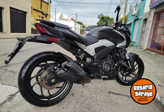 Motos - Bajaj Dominar 250 2023 Nafta 7000Km - En Venta