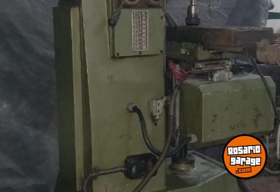 Herramientas - Fresadora de torreta industrial - En Venta