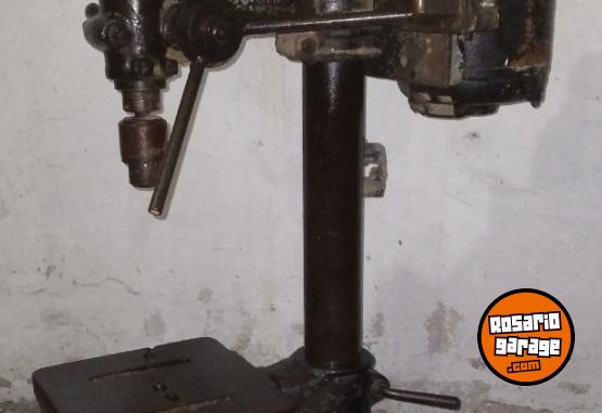 Herramientas - Agujereadora de banco - En Venta