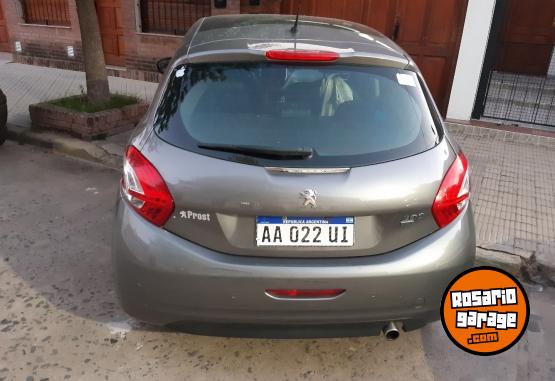 Autos - Peugeot 208 2016 Nafta 85000Km - En Venta