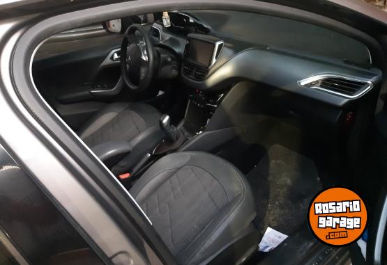 Autos - Peugeot 208 2016 Nafta 85000Km - En Venta