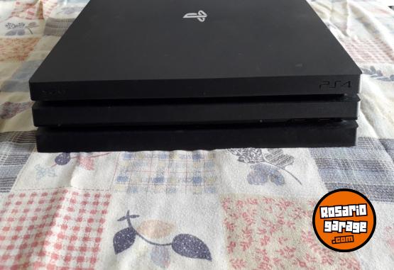 Electr�nica - Ps4 PRO 4K 11.50 (SISTEMA) 2Joystck Ps4 3Juegos 1Auticular 1Base Cargadora 2Cargadores 2HDMI Cables Caja Manual - En Venta