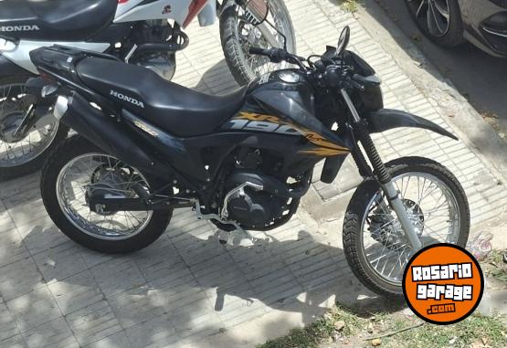 Motos - Honda Xr190L 2023 Nafta 6178Km - En Venta