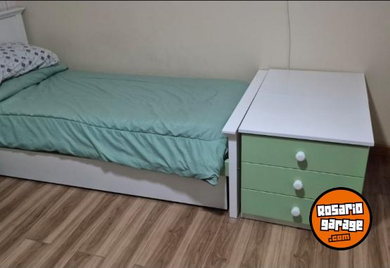 Hogar - CAMA MARINERA CON RESPALDO, CAJONERA Y BAULERA + 2 COLCHONES - En Venta