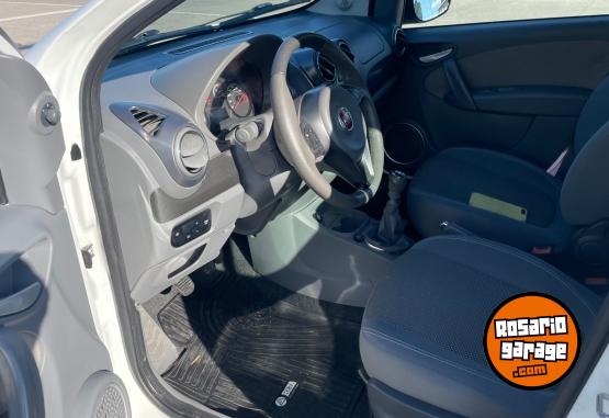 Autos - Fiat PALIO 1.6 ESSENCE 2015 GNC 103000Km - En Venta
