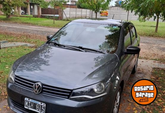Autos - Volkswagen Voyage 2013 Nafta 185000Km - En Venta