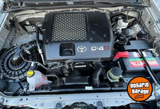 Camionetas - Toyota SW4 SRv 4x4 7 asientos 2014 Diesel - En Venta