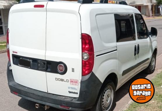 Utilitarios - Fiat DOBLO 2014 Nafta 150000Km - En Venta