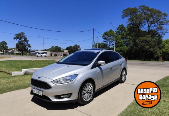Autos - Ford Focus SE Plus 2.0L AT 4P 2017 Nafta 94900Km - En Venta