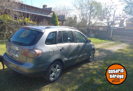 Autos - Volkswagen Suran 2008 Nafta 320000Km - En Venta