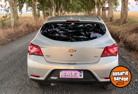 Autos - Chevrolet Onix 2018 Nafta 112000Km - En Venta