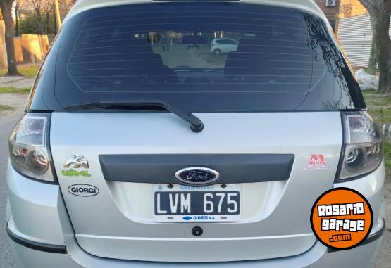 Autos - Ford Ka viral 1.0 2012 Nafta 99800Km - En Venta