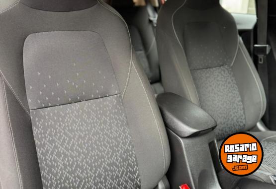 Autos - Chevrolet onix lt 1.2 t manual 2020 Nafta 61000Km - En Venta