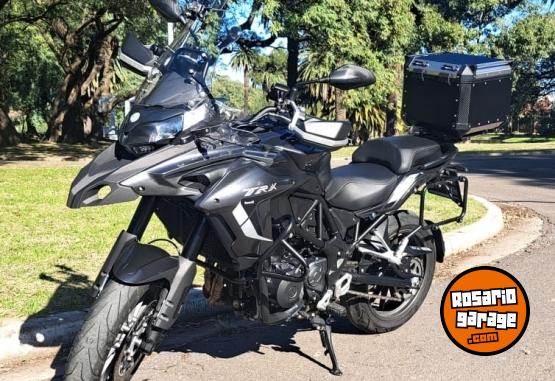 Motos - Benelli TRK 502 2023 Nafta 8400Km - En Venta