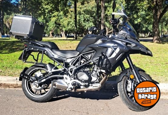 Motos - Benelli TRK 502 2023 Nafta 8400Km - En Venta