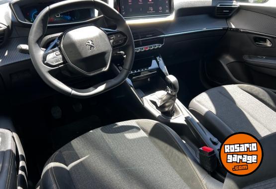 Autos - Peugeot 2008 ACTIVE 2025 Nafta 0Km - En Venta