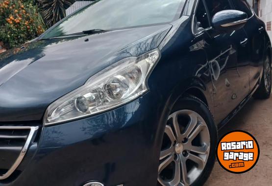 Autos - Peugeot 208 2016 Nafta 129000Km - En Venta