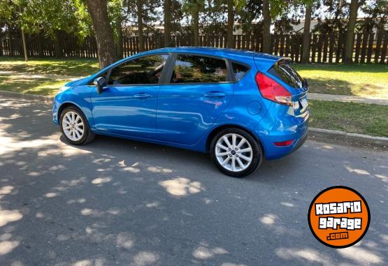Autos - Ford Fiesta 2018 GNC 94000Km - En Venta