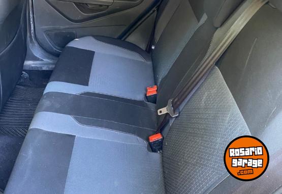 Autos - Ford Fiesta 2018 GNC 94000Km - En Venta