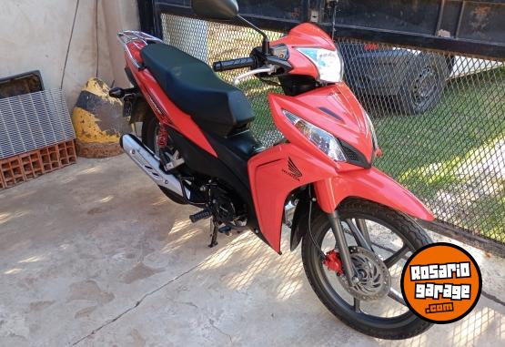 Motos - Honda Wave full 2024 Nafta 6400Km - En Venta