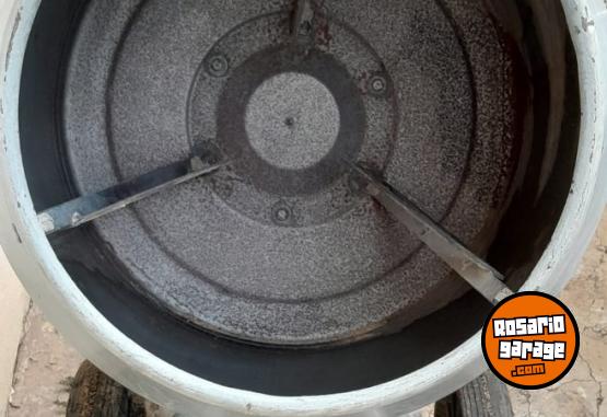 Herramientas - Vendo Hormigonera Trompito Deper- 130 L. Blindada, Casi Nueva. - En Venta