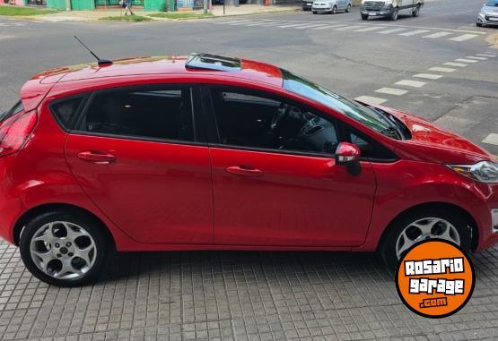 Autos - Ford FIESTA  KINETIC TITANIUM 2012 Nafta 125000Km - En Venta