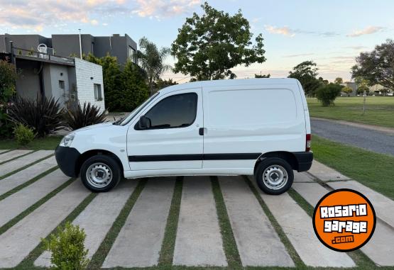 Utilitarios - Peugeot Partnet Furgon 2021 Diesel  - En Venta