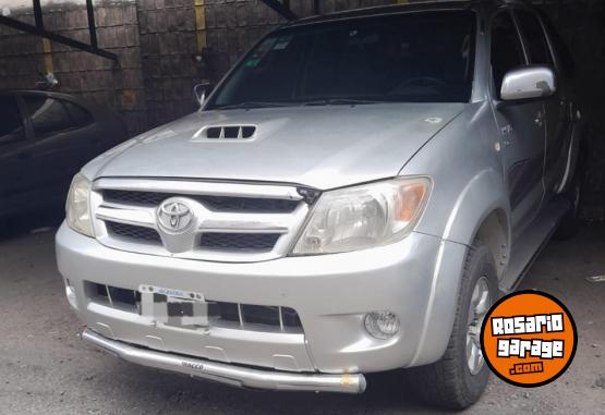 Camionetas - Toyota Hilux 2008 Nafta 240000Km - En Venta