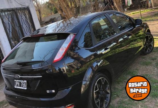 Autos - Ford Focus 2 2011 Nafta 141650Km - En Venta
