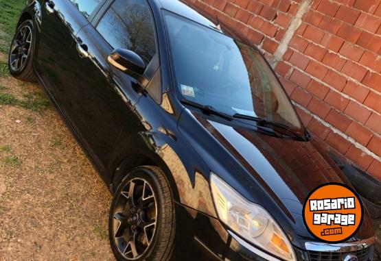 Autos - Ford Focus 2 2011 Nafta 141650Km - En Venta