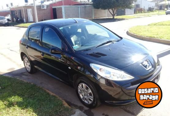 Autos - Peugeot 207 compact 2011 Nafta 84000Km - En Venta