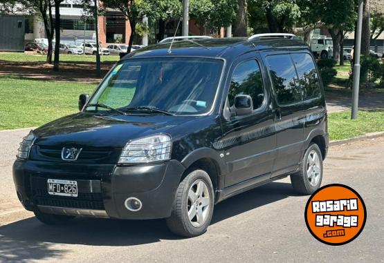 Utilitarios - Peugeot Partner 2013 Diesel 172000Km - En Venta