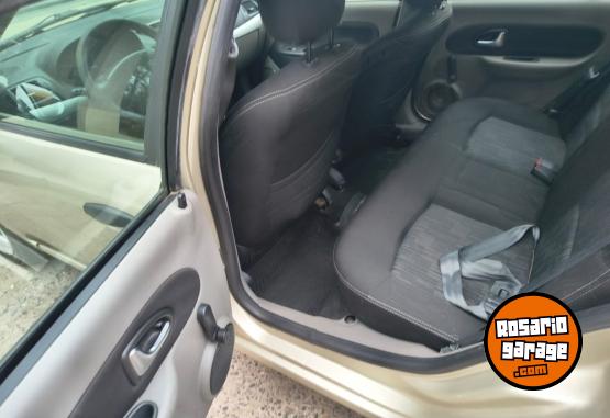 Autos - Renault Symbol 2012 Nafta 105000Km - En Venta