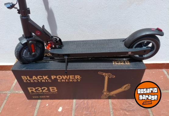 Otros - Monopatín Eléctrico Black Power R32B - En Venta