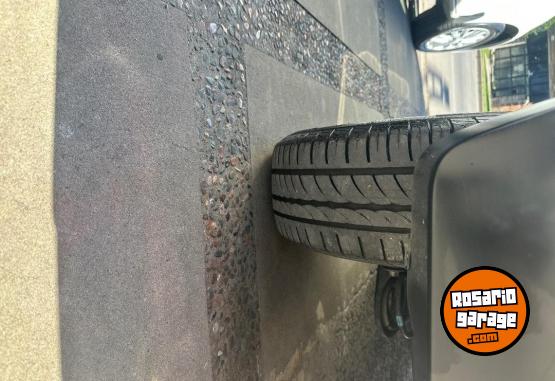 Autos - Toyota Etios Cross 2015 Nafta 130000Km - En Venta