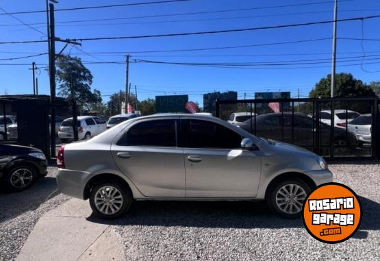 Autos - Toyota ETIOS 1.5 XLS 2014 Nafta  - En Venta