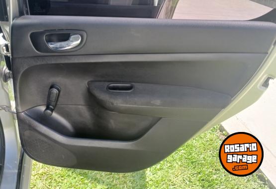 Autos - Peugeot 307 2009 Nafta 156000Km - En Venta