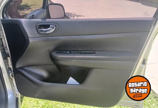 Autos - Peugeot 307 2009 Nafta 156000Km - En Venta