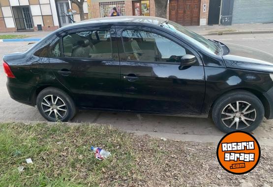 Autos - Volkswagen Voyage 2012 GNC 220000Km - En Venta