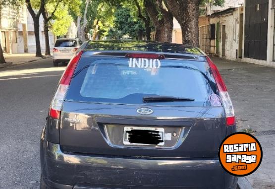 Autos - Ford Fiesta ambiente mp3 plus 2010 Nafta 150000Km - En Venta
