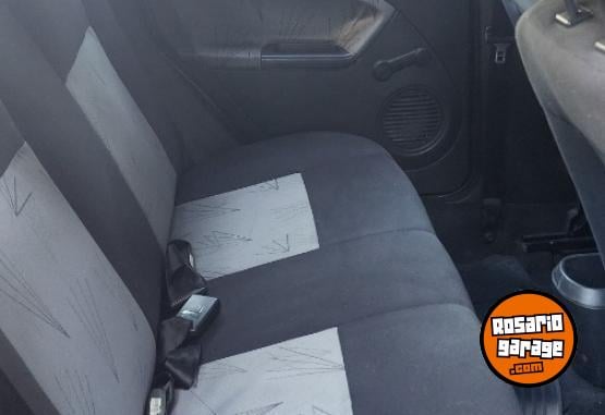 Autos - Ford Fiesta ambiente mp3 plus 2010 Nafta 150000Km - En Venta