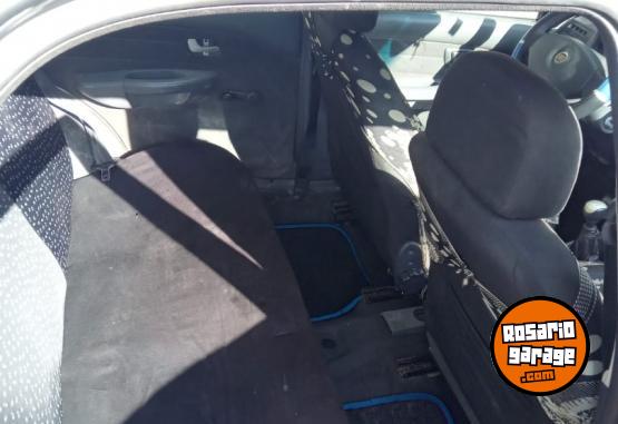 Autos - Fiat Siena 1 4 2009 GNC 200000Km - En Venta