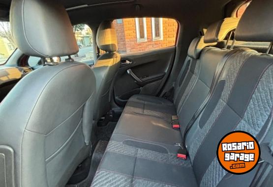Autos - Peugeot 208 2019 Nafta 47000Km - En Venta