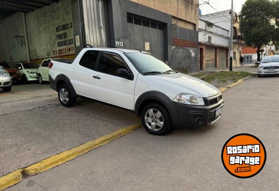 Autos - Fiat Strada doble cabina 2020 Nafta 80000Km - En Venta