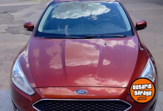 Autos - Ford Focus SE PLUS 2017 Nafta 143000Km - En Venta