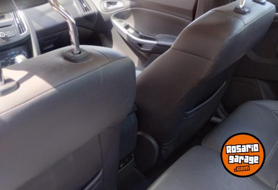 Autos - Ford Focus SE PLUS 2017 Nafta 143000Km - En Venta