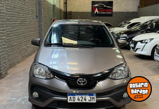 Autos - Toyota Etios xls 1.5 2019 Nafta 124000Km - En Venta